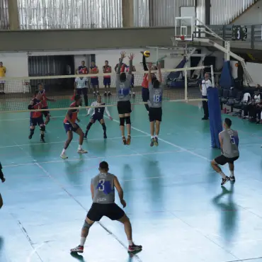 CMP vence CMSE por 3x1 na primeira partida de vôlei 